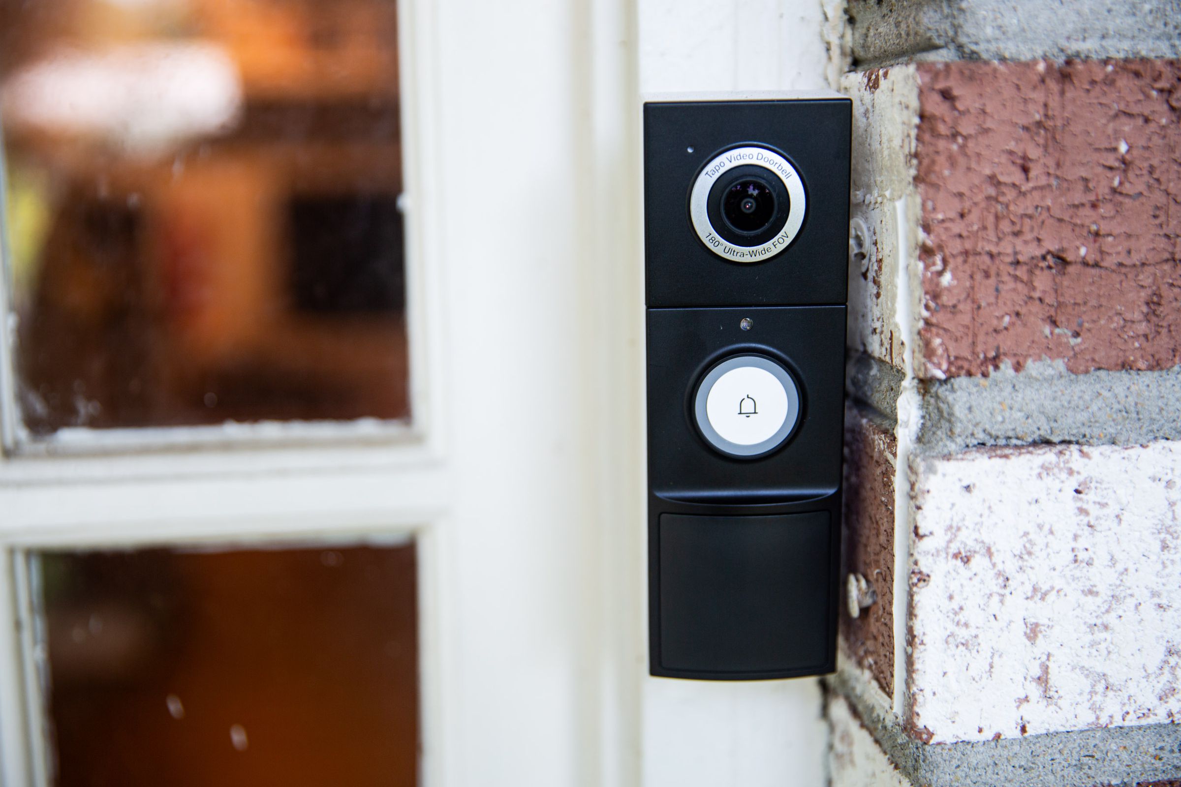 TP-Link Tapo’s new video doorbell doesn’t require a subscription for features like continuous recording and package alerts.