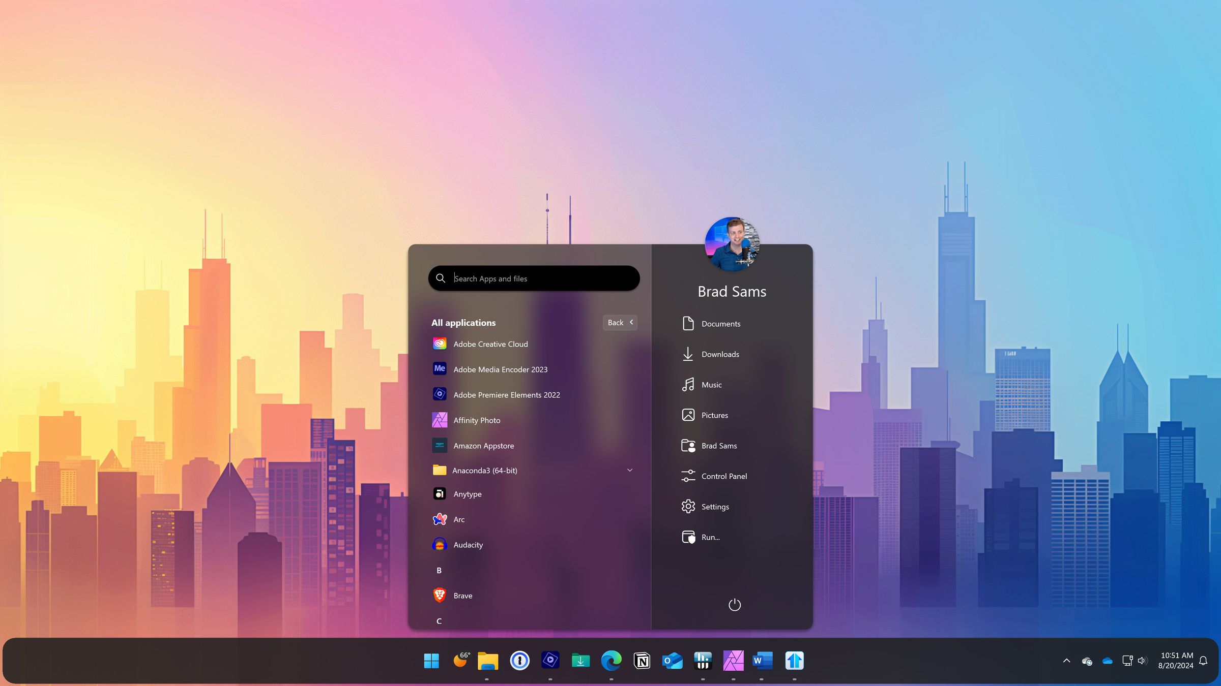 Start11 makes the Windows 11 Start menu fully customizable.